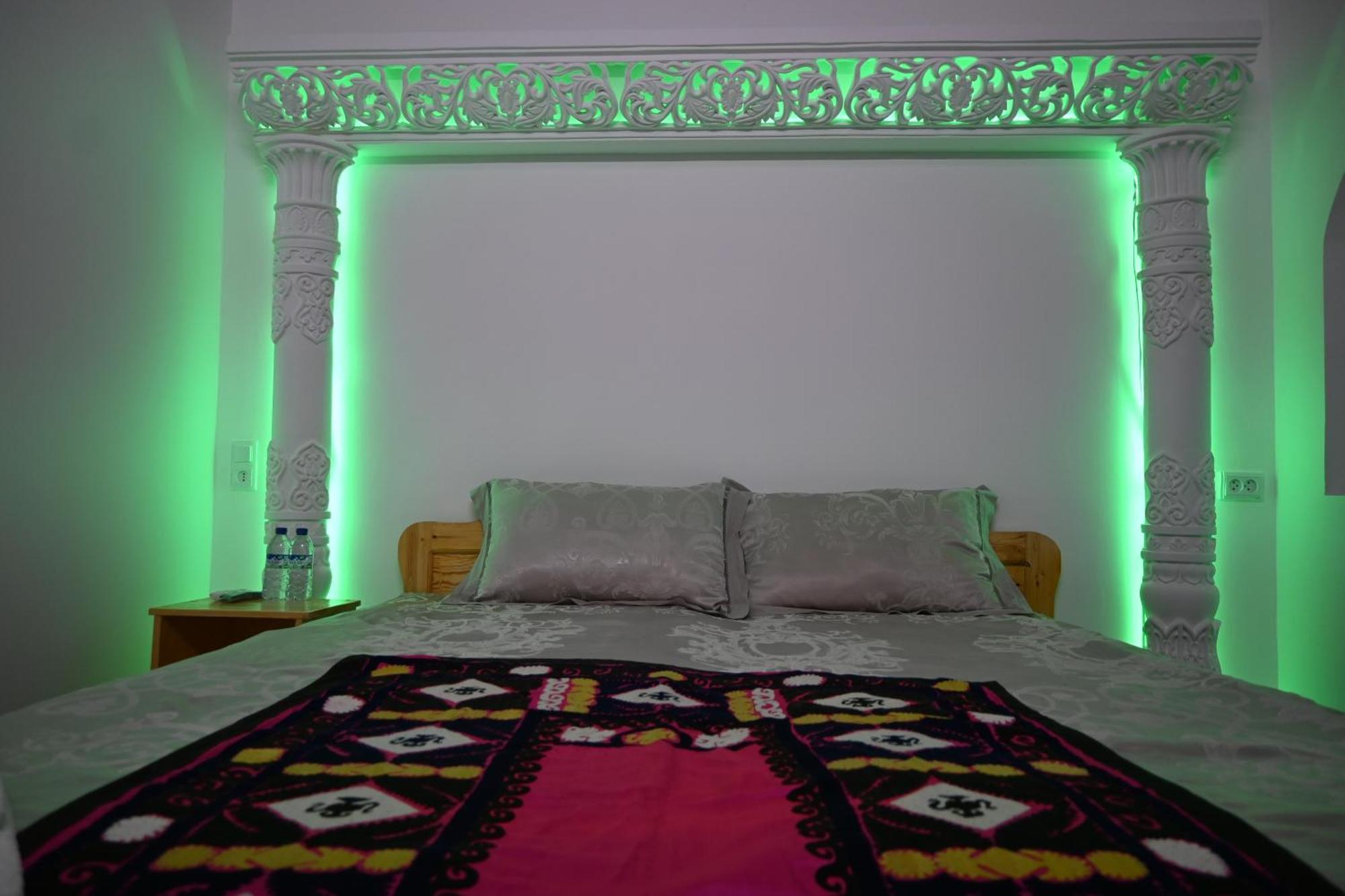 Khiva Tosh Darvoza & Trip Service エクステリア 写真